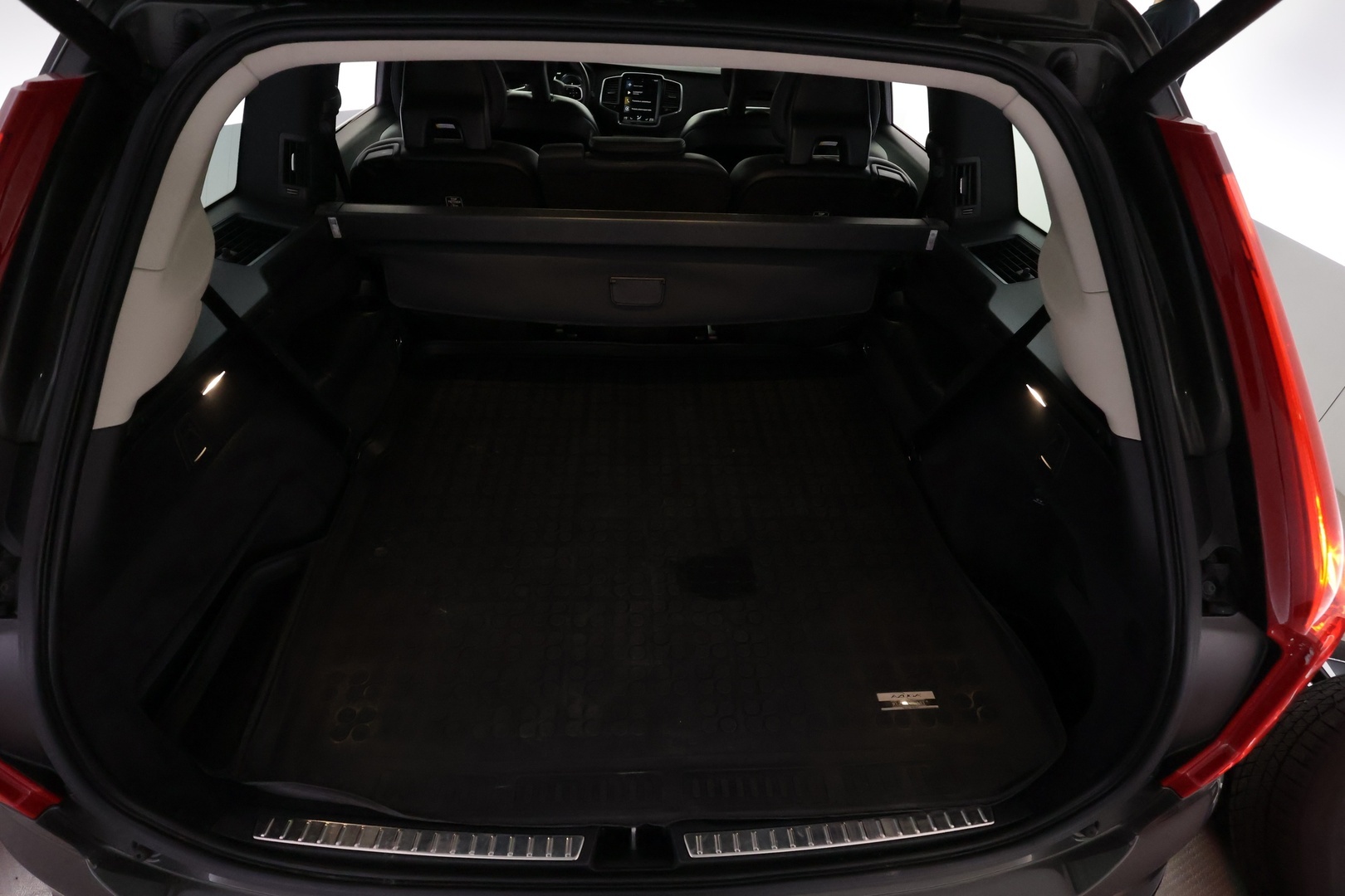 VOLVO XC90 2021