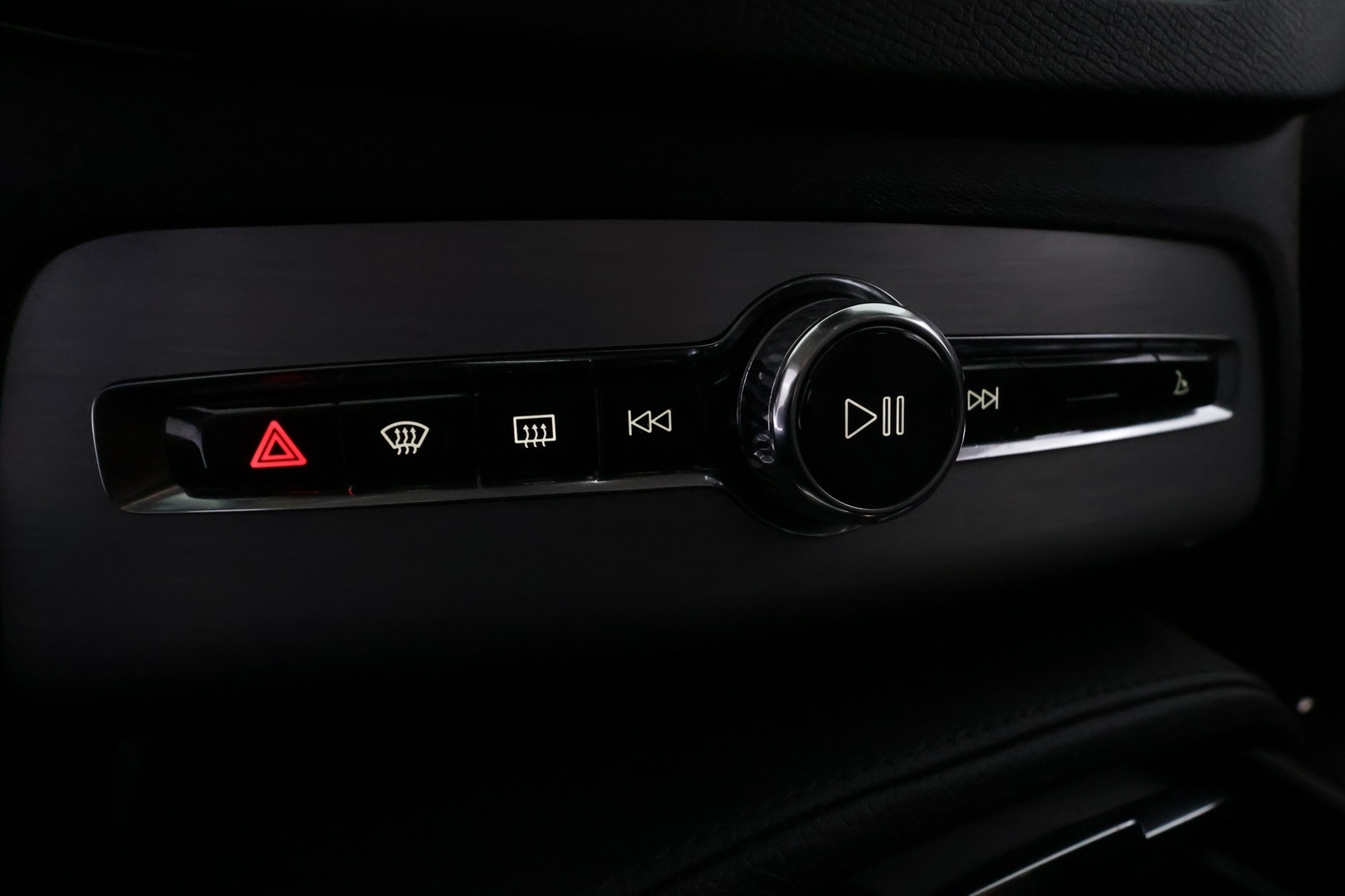 VOLVO XC90 2021