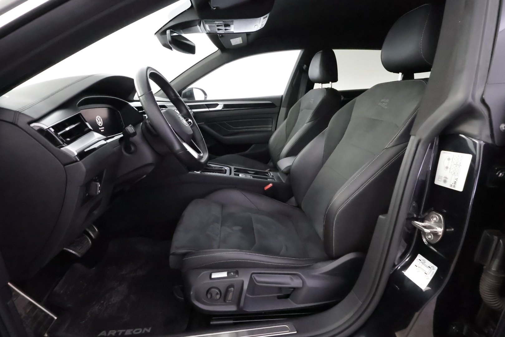 VOLKSWAGEN Arteon 2021