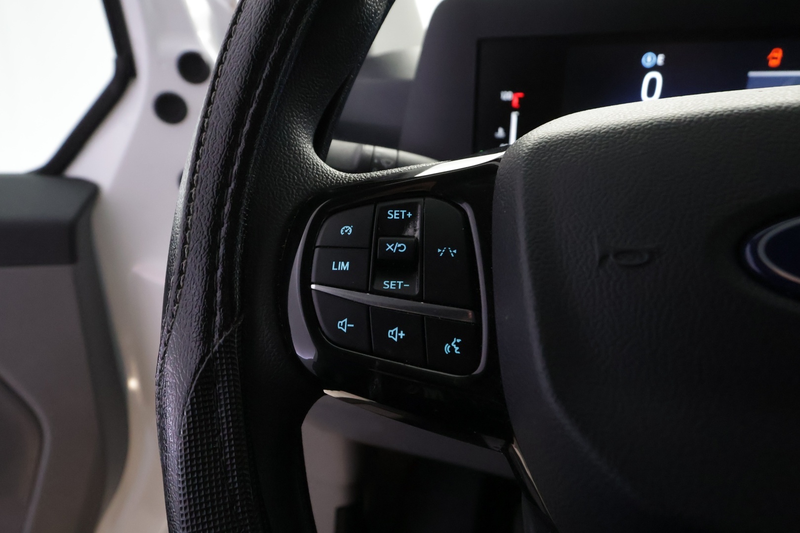 FORD TRANSIT CUSTOM 2025