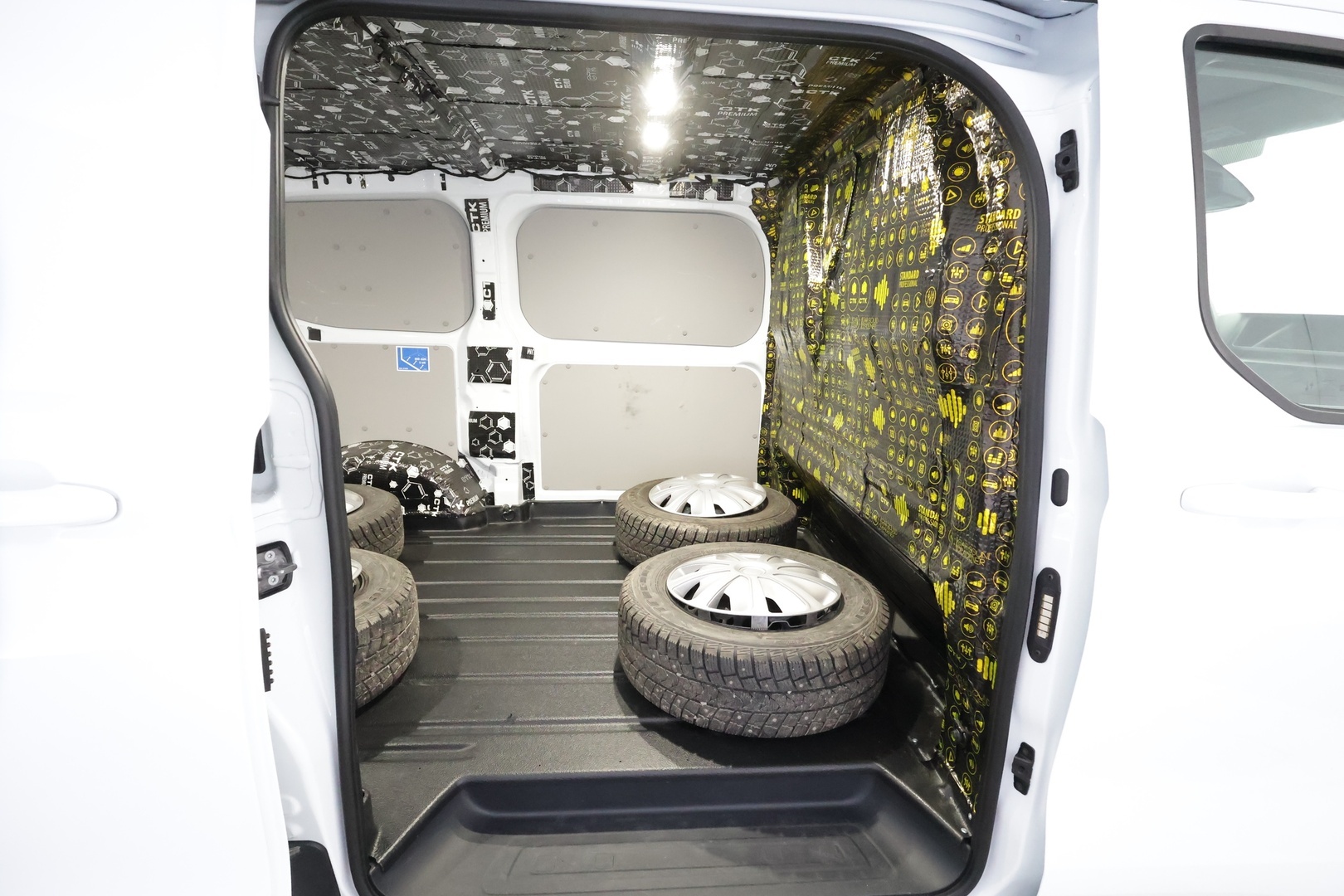 FORD TRANSIT CUSTOM 2025