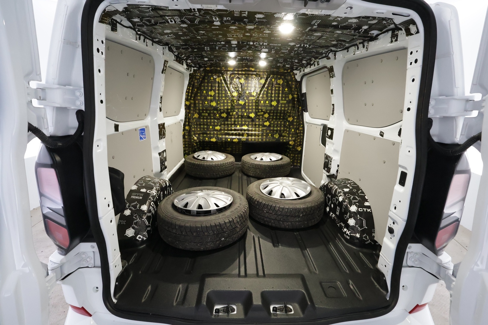 FORD TRANSIT CUSTOM 2025