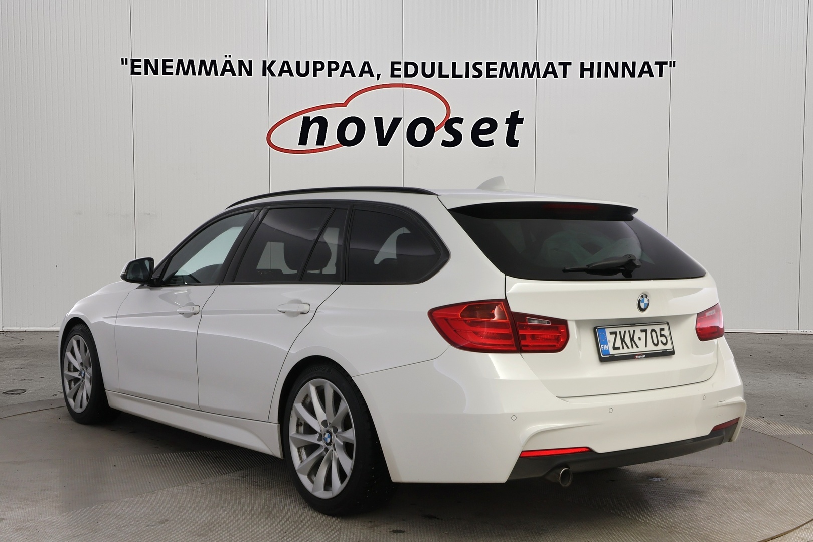 BMW 318 2015