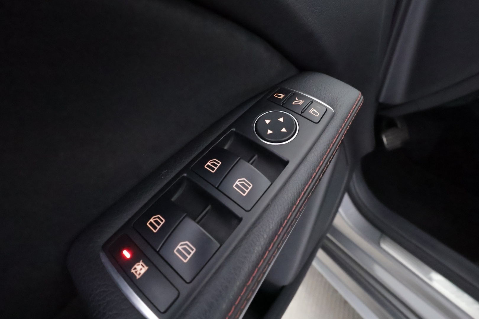 MERCEDES-BENZ A 45 AMG 2014