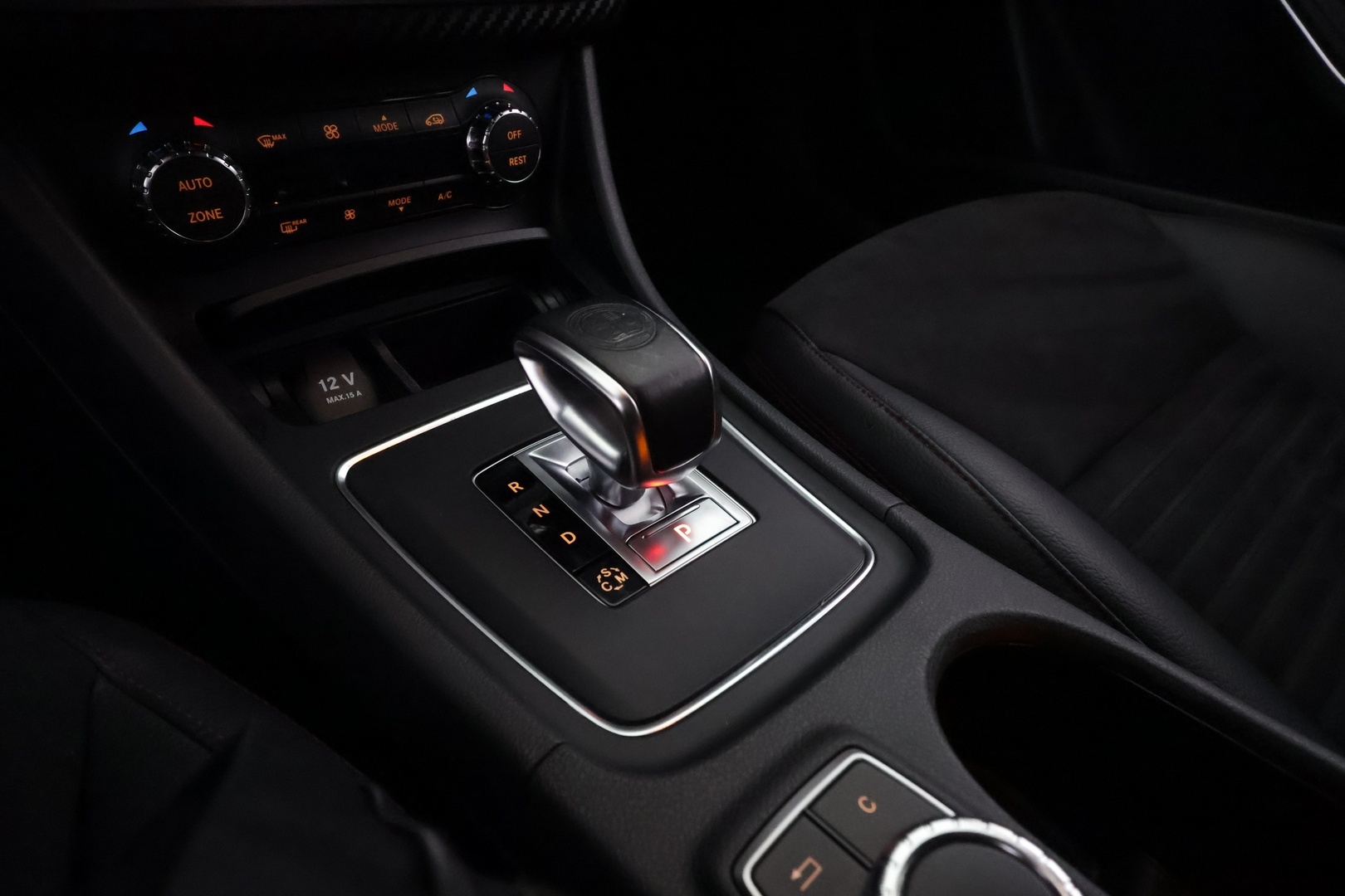 MERCEDES-BENZ A 45 AMG 2014