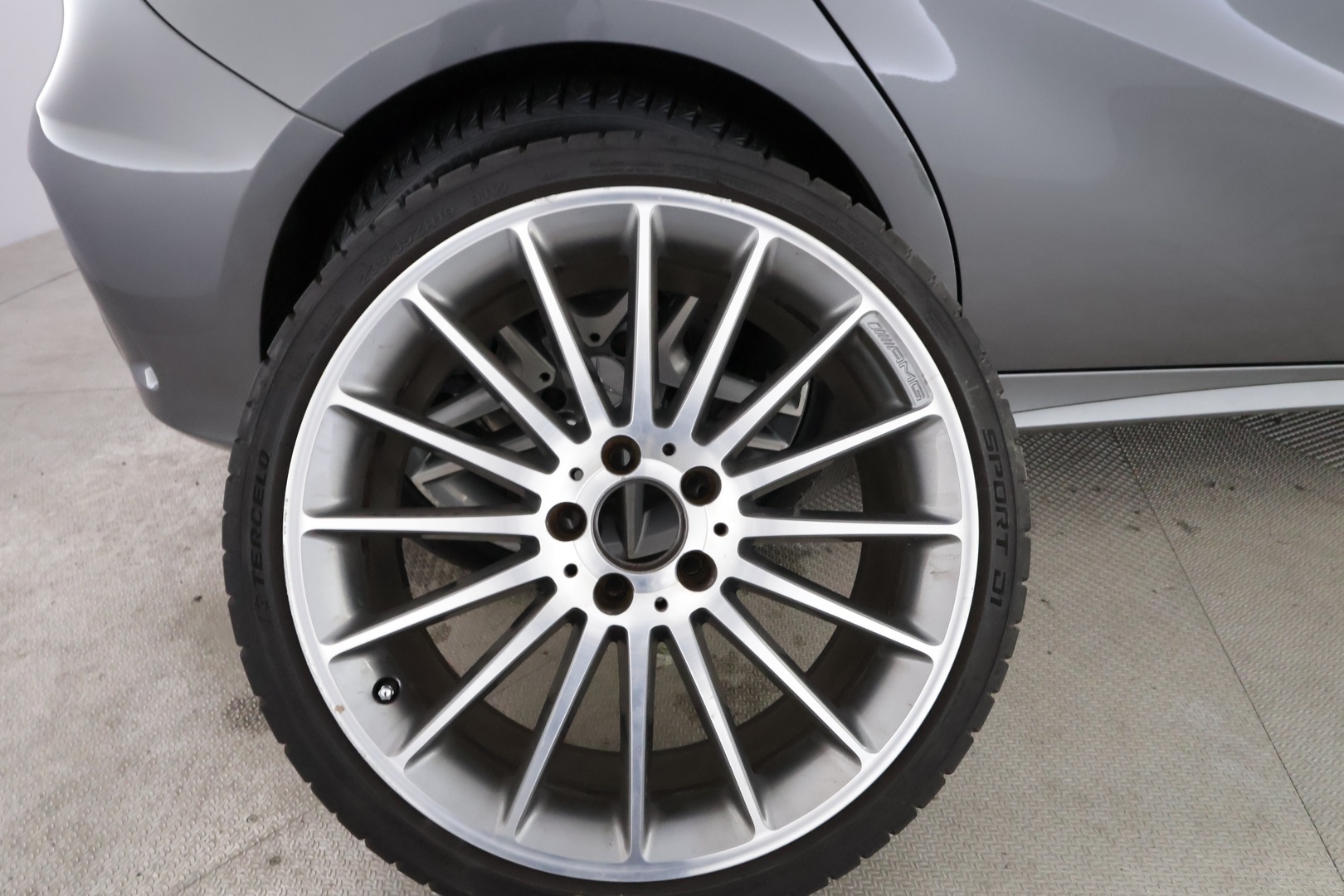 MERCEDES-BENZ A 45 AMG 2014