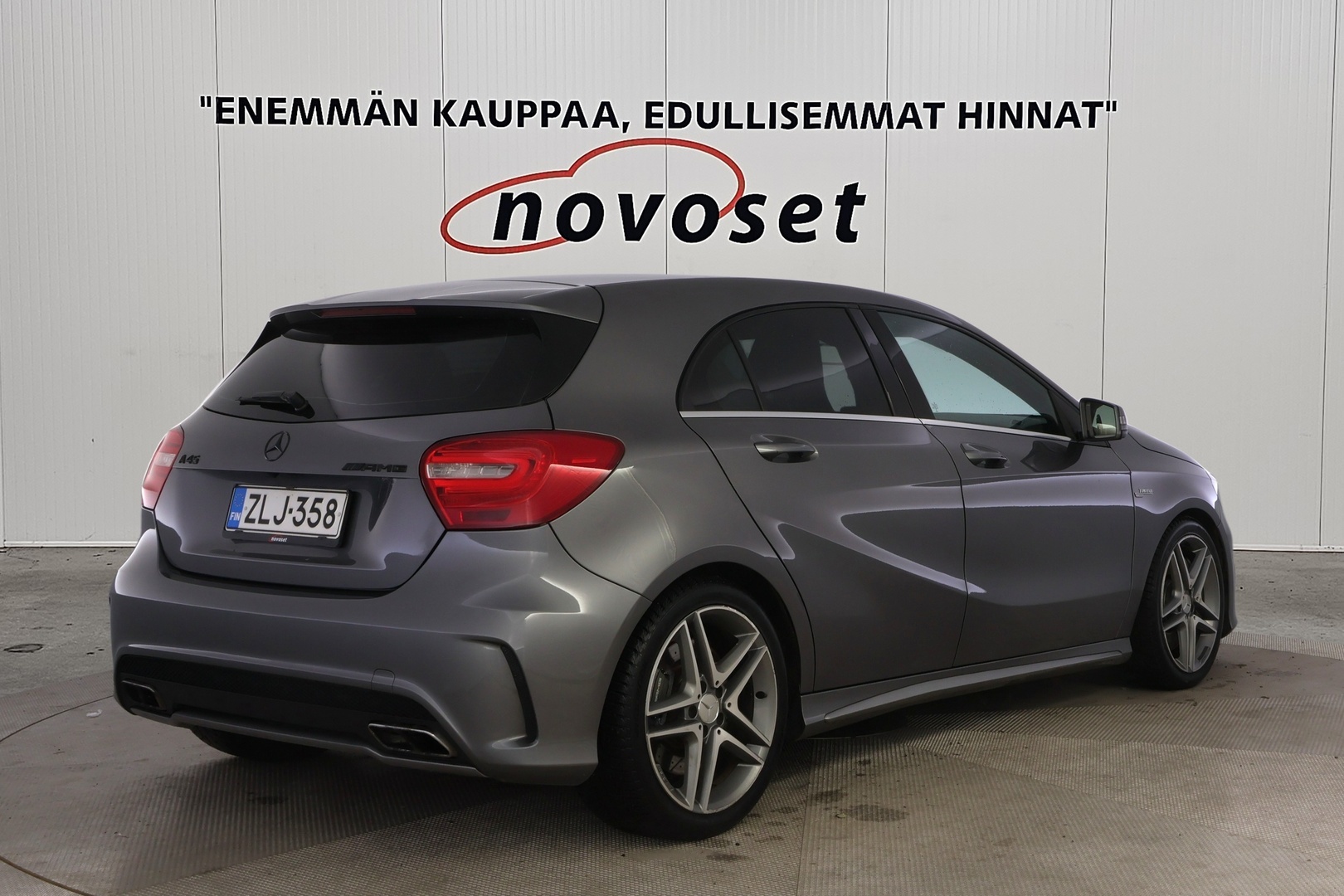 MERCEDES-BENZ A 45 AMG 2014