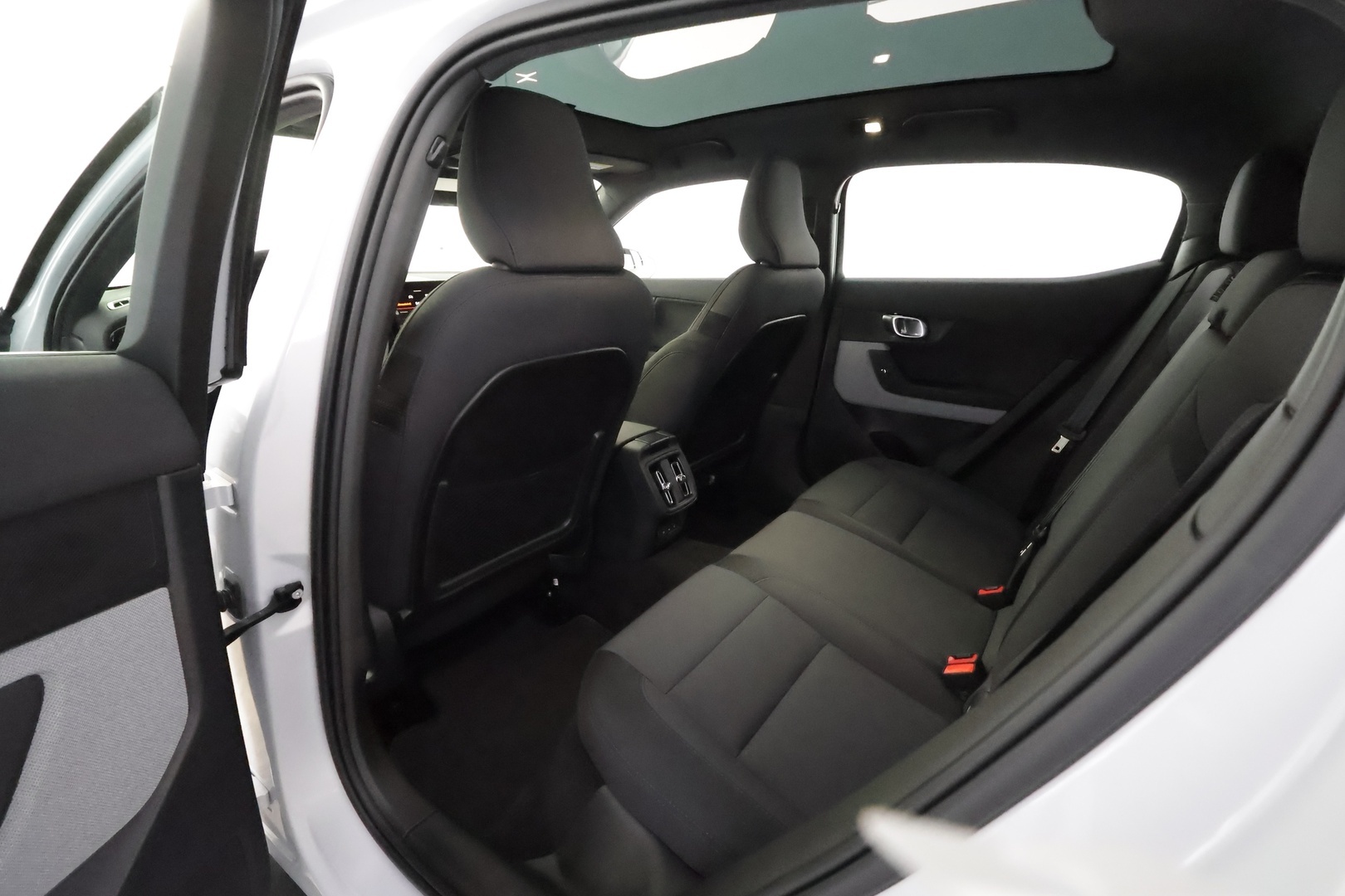 POLESTAR 2 2024