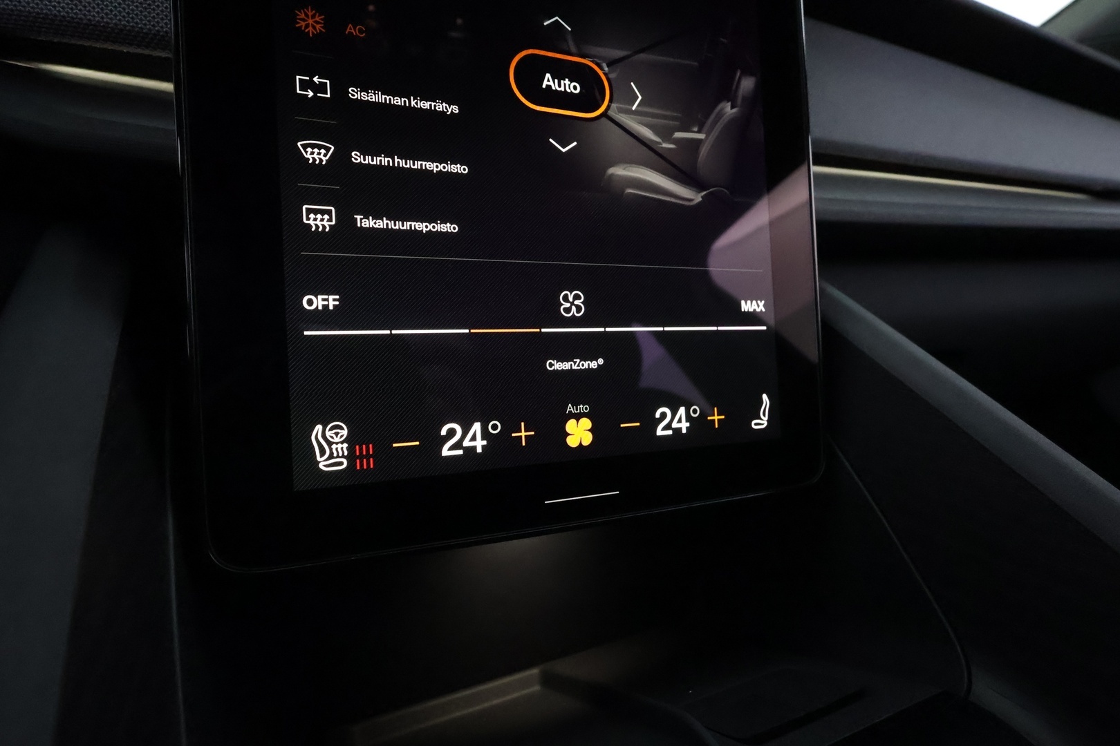 POLESTAR 2 2024