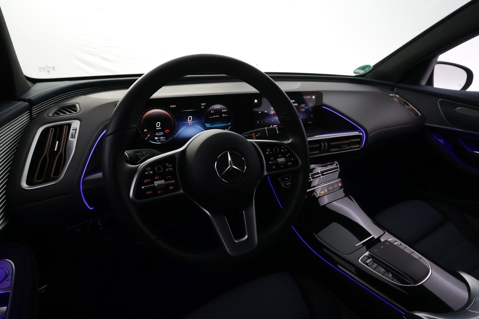 MERCEDES-BENZ EQC 2022