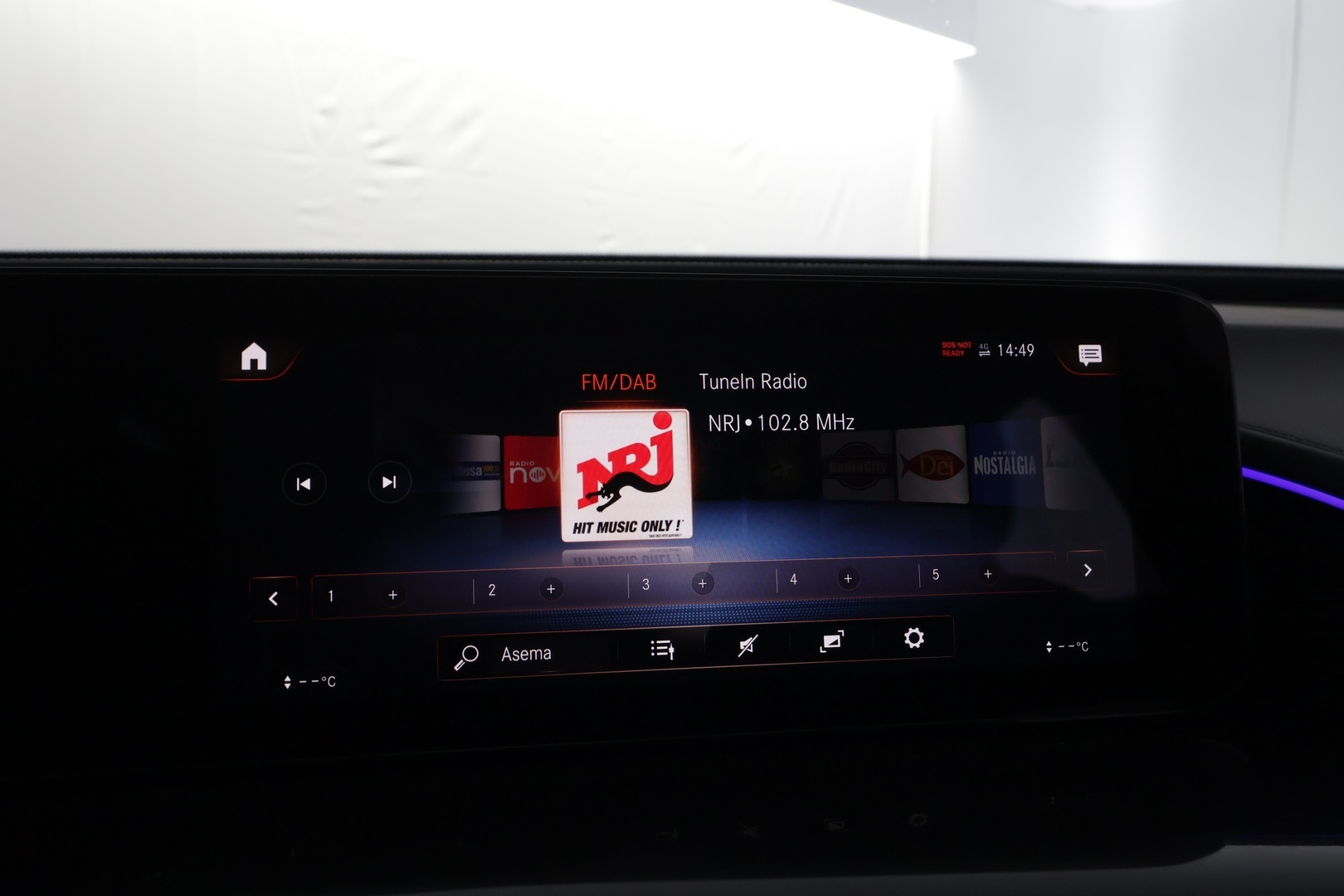 MERCEDES-BENZ EQC 2022