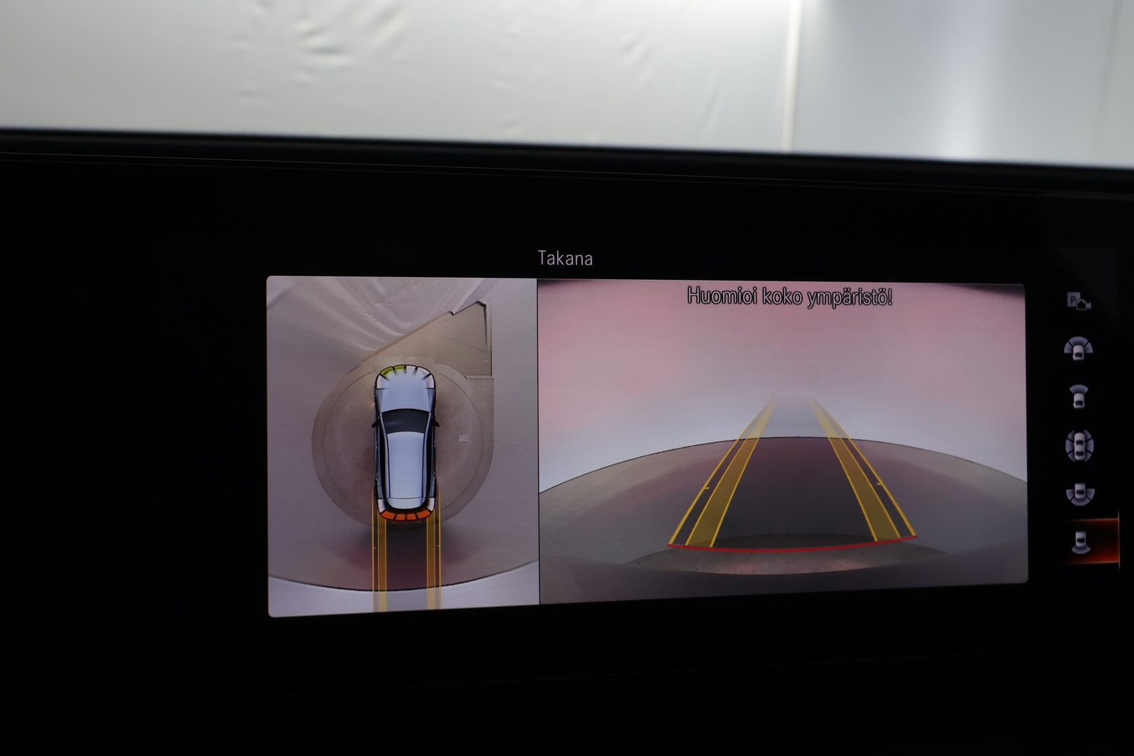 MERCEDES-BENZ EQC 2022