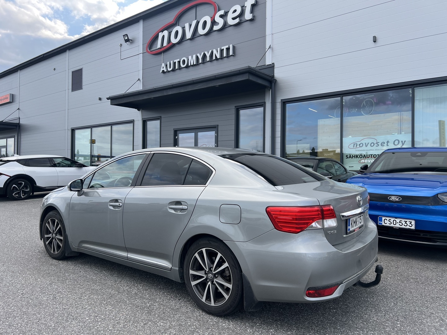 TOYOTA Avensis 2013