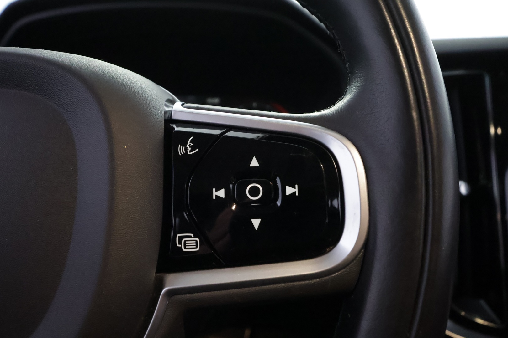 VOLVO V60 Cross Country 2020