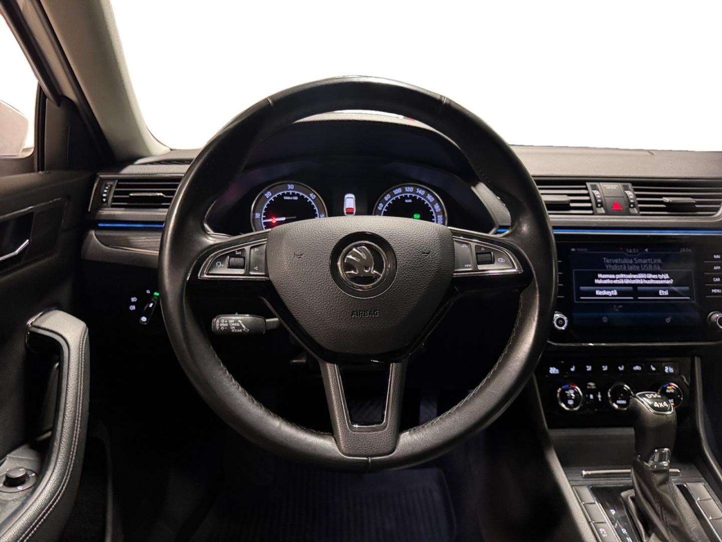 SKODA Superb 15