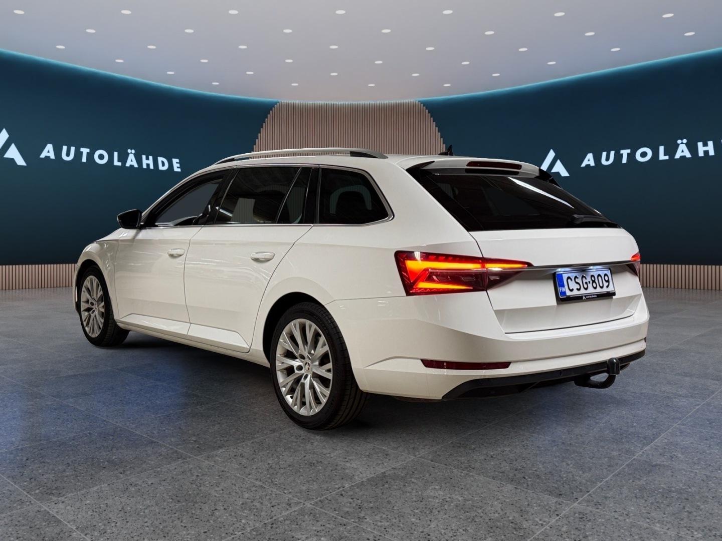 SKODA Superb 4
