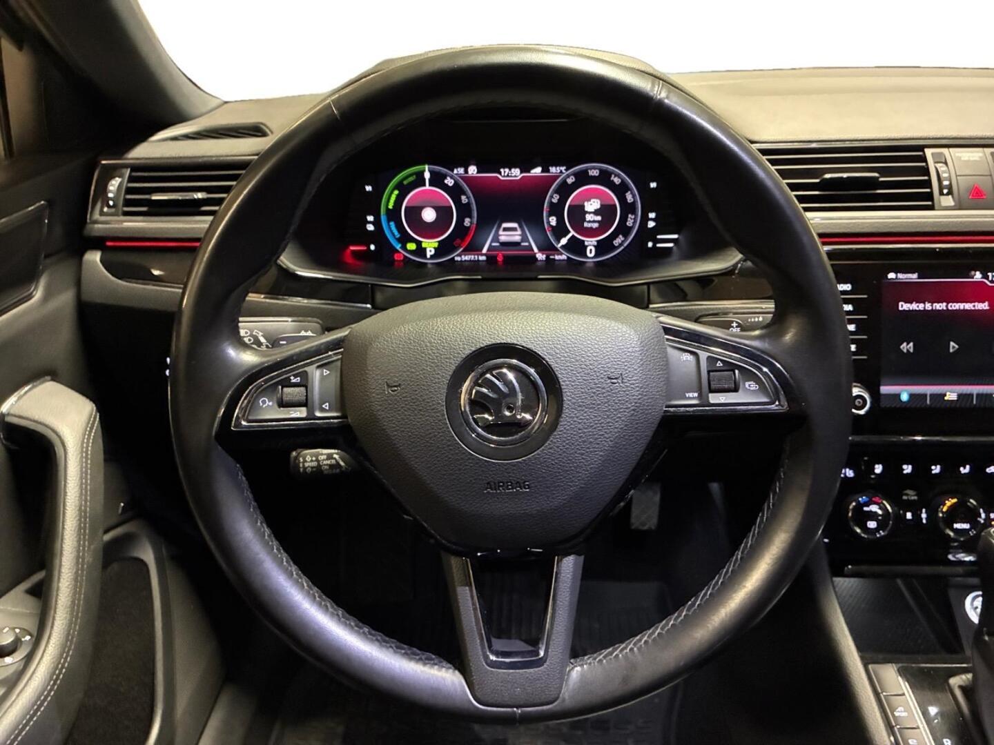 SKODA Superb 14