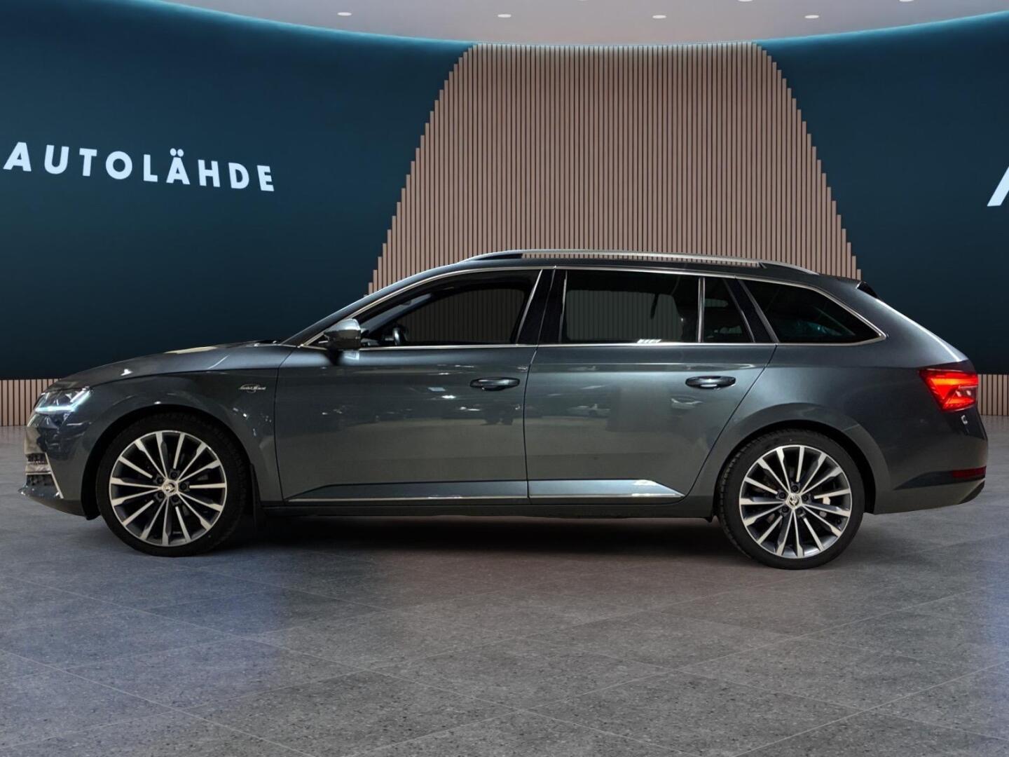 SKODA Superb 3