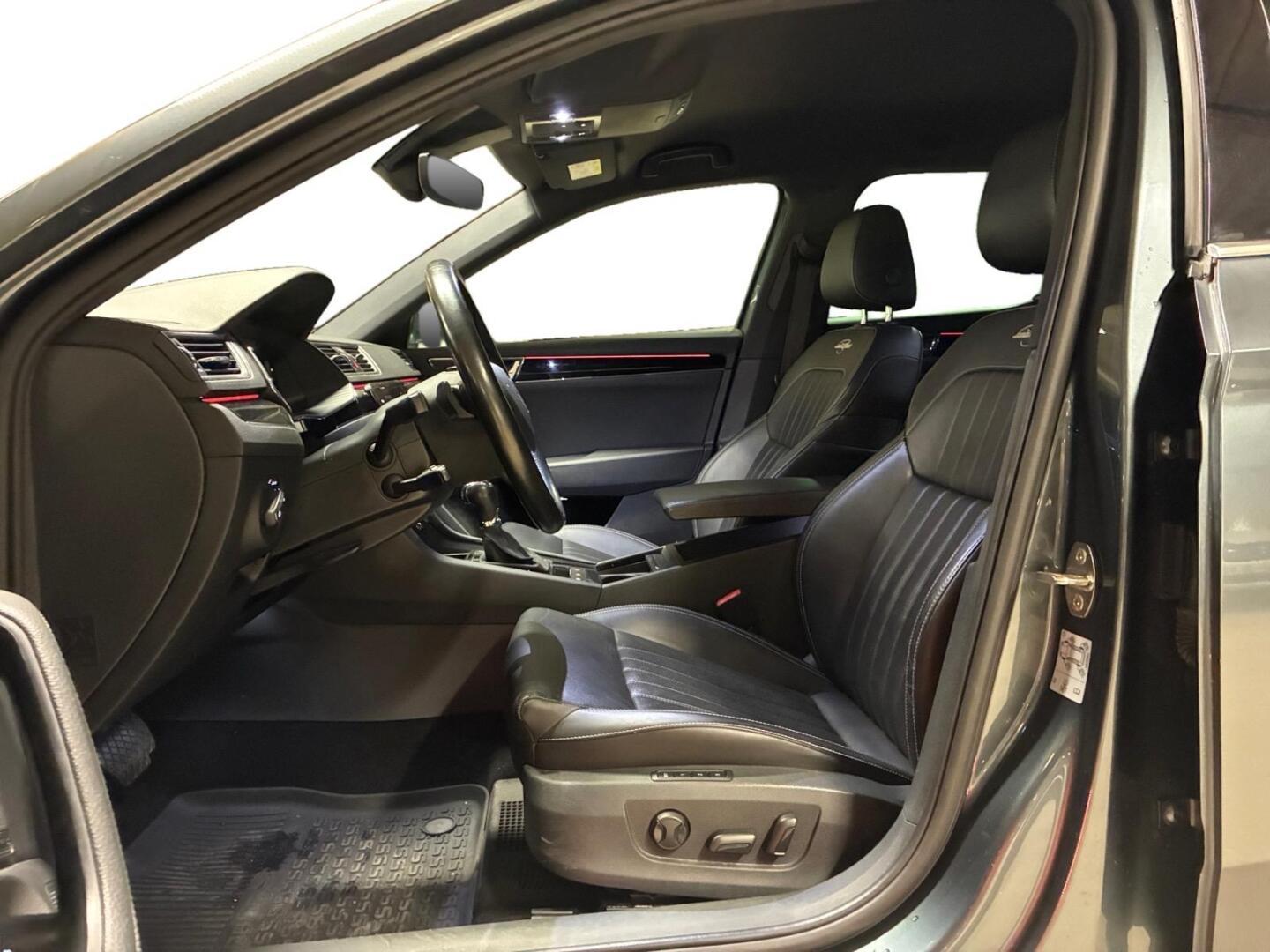 SKODA Superb 9