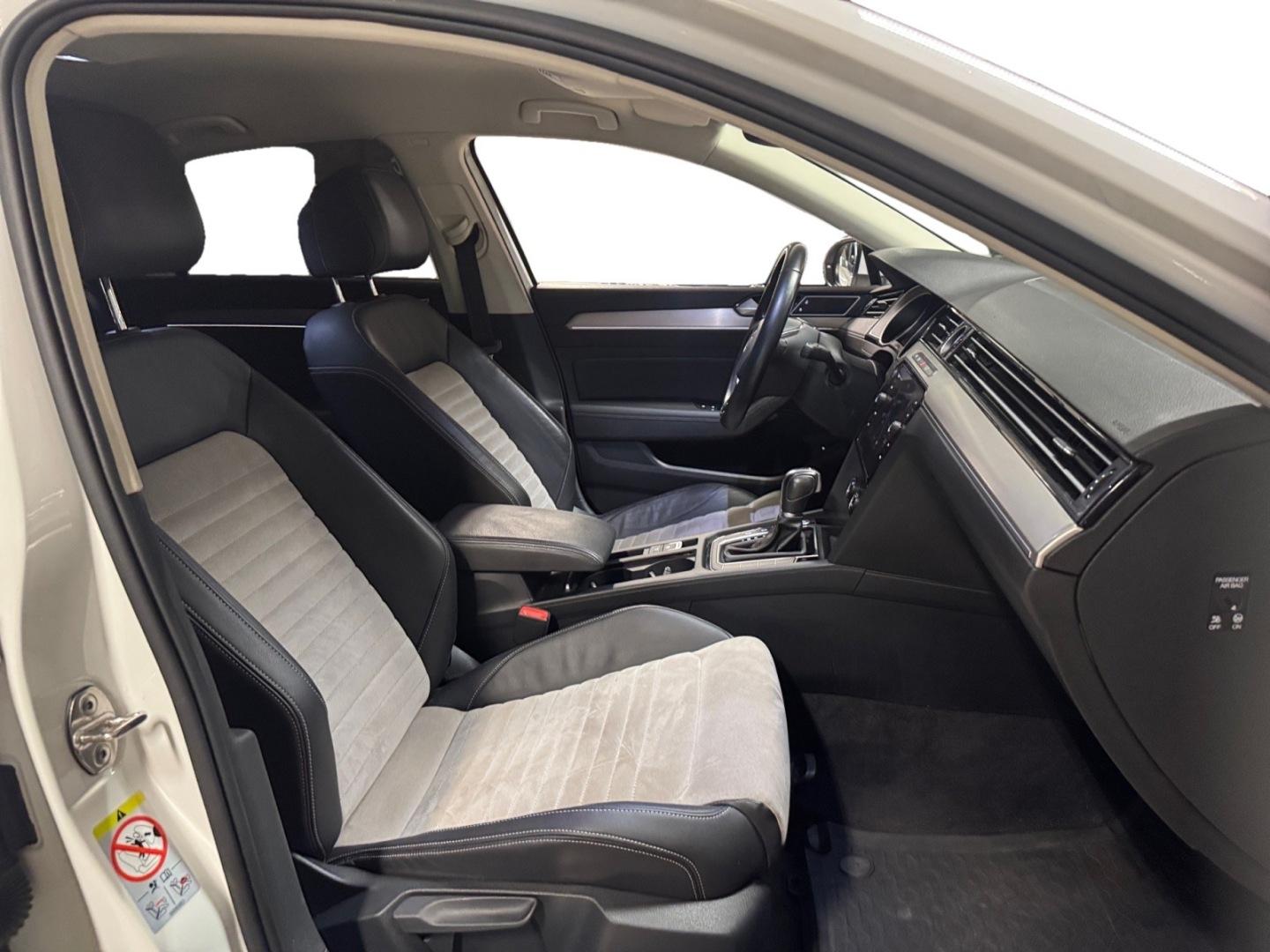 VOLKSWAGEN Passat 10
