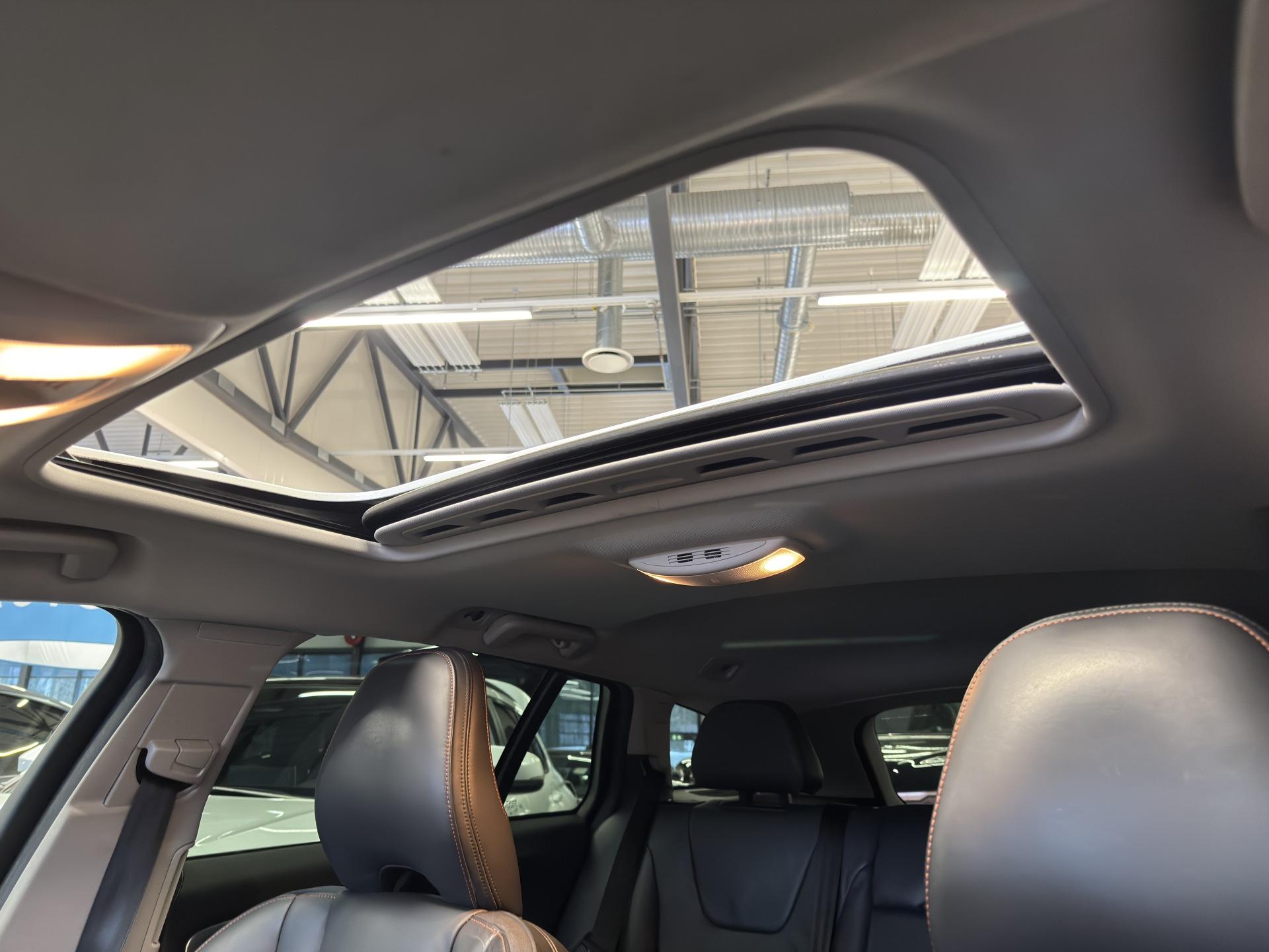 VOLVO V60 15