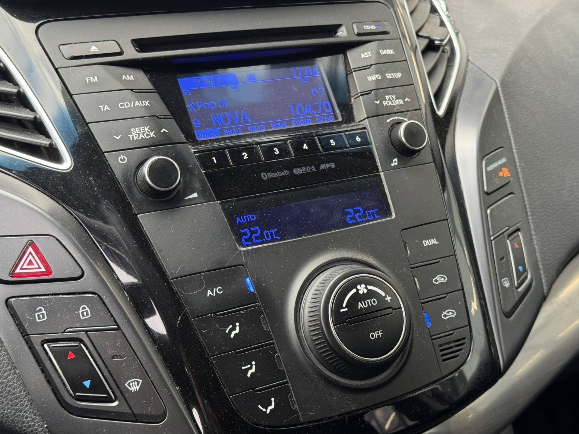 HYUNDAI i40 10