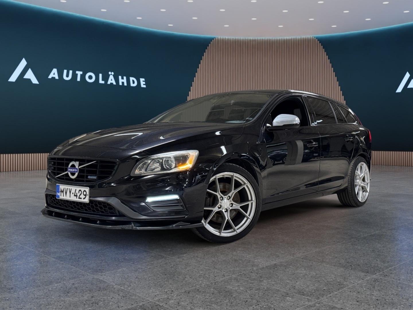 VOLVO V60 1