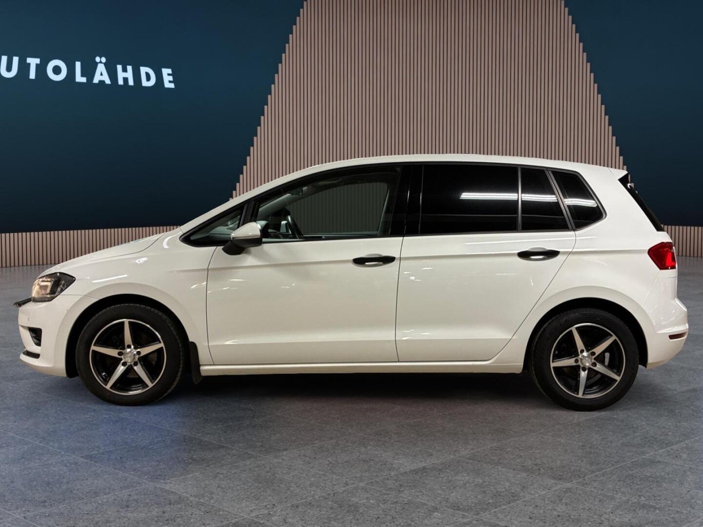 VOLKSWAGEN Golf Sportsvan 3