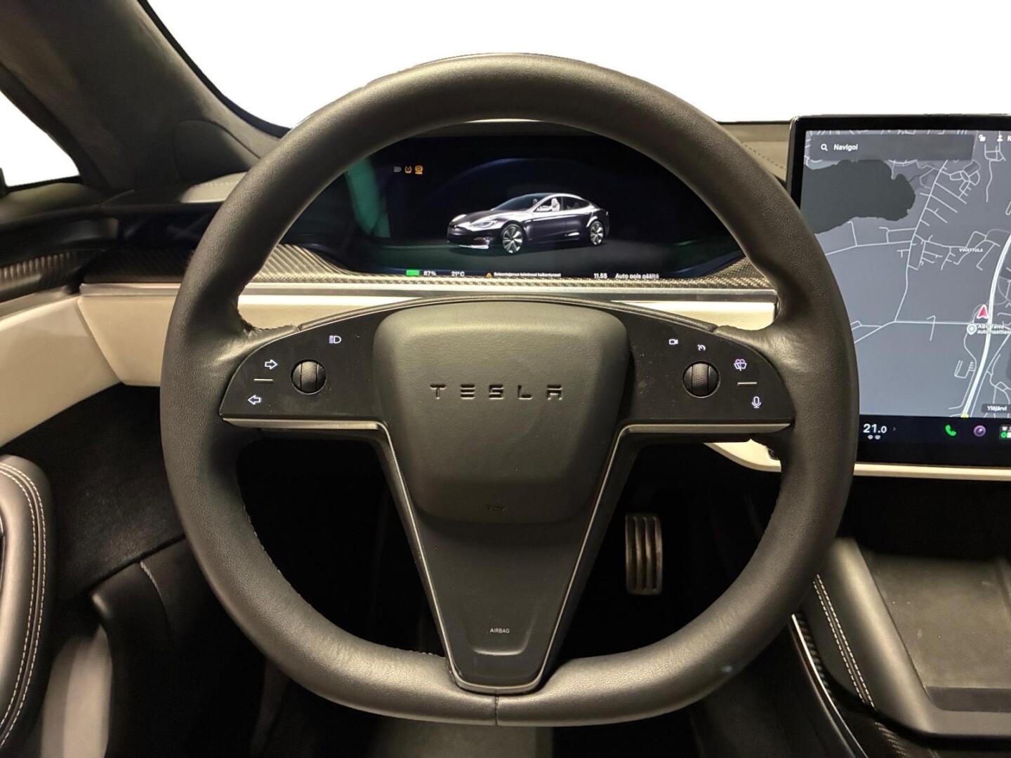 TESLA Model S 14