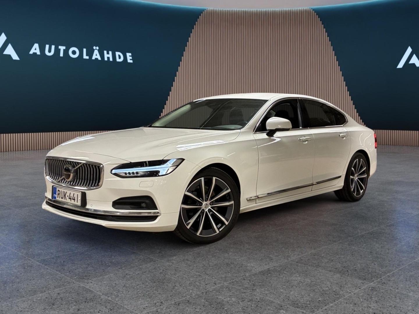 VOLVO S90 1