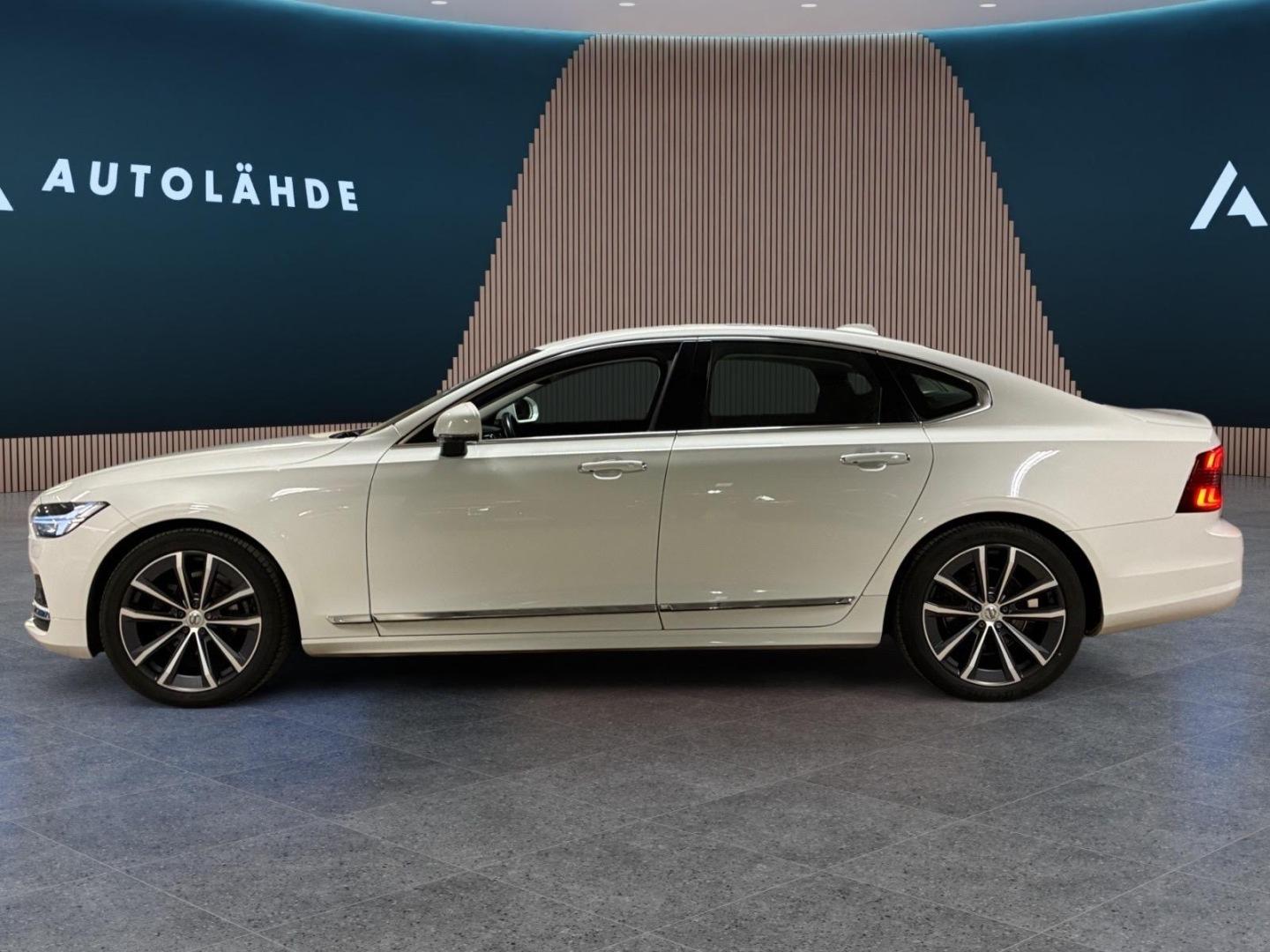 VOLVO S90 3