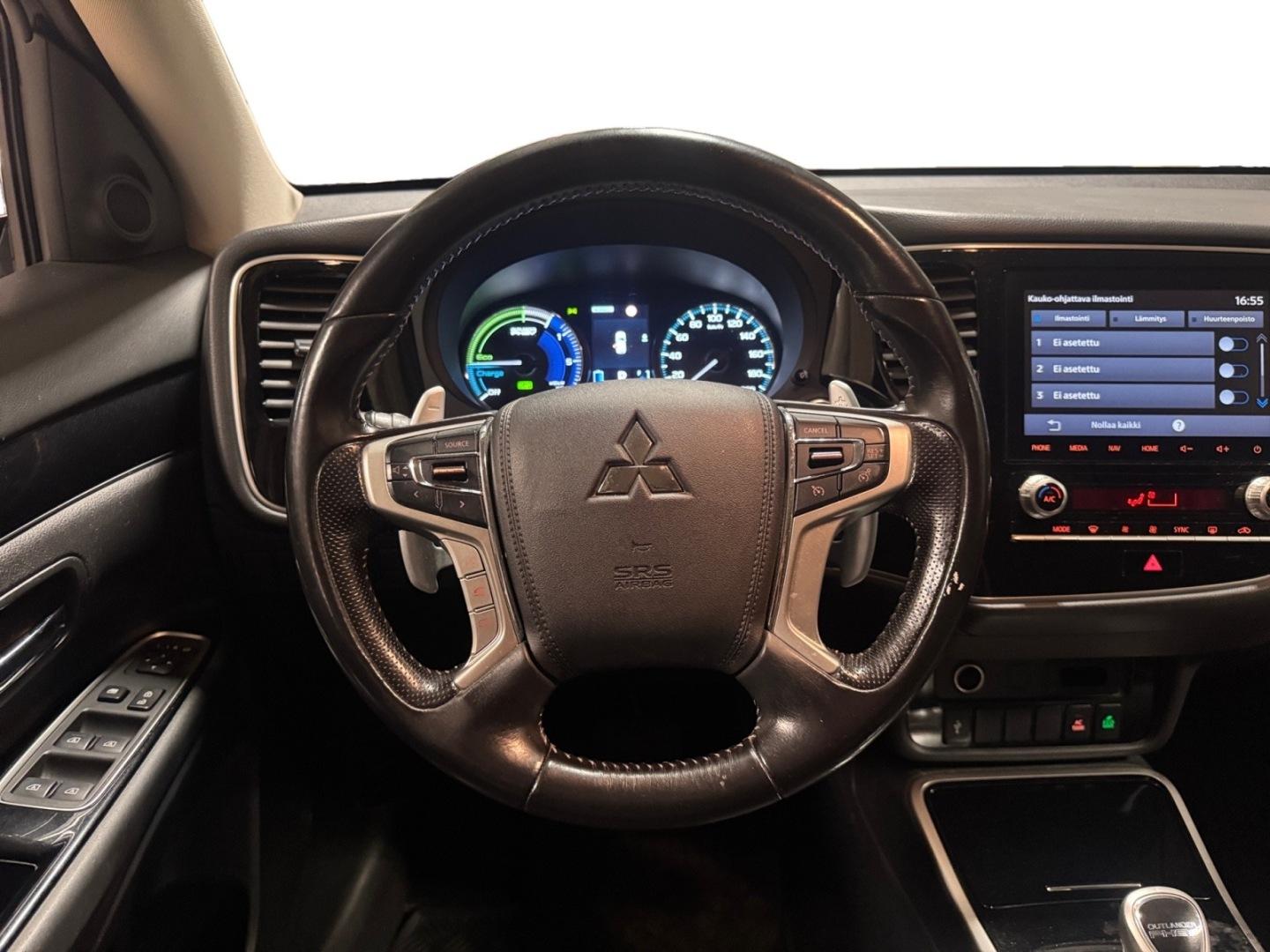 MITSUBISHI Outlander 14