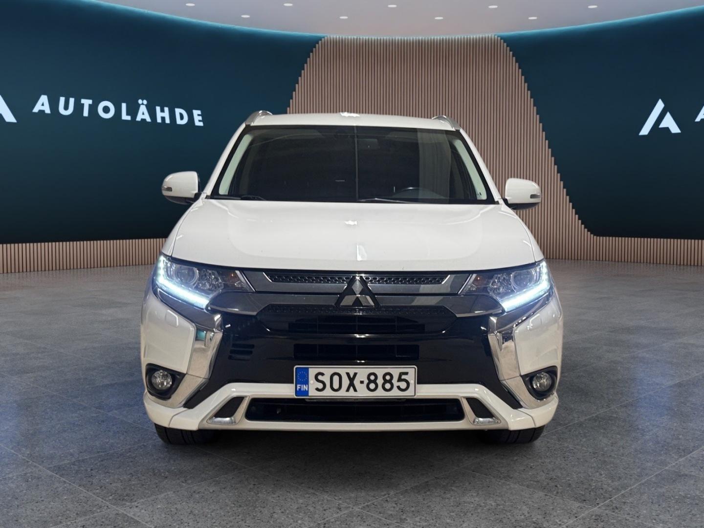 MITSUBISHI Outlander 6