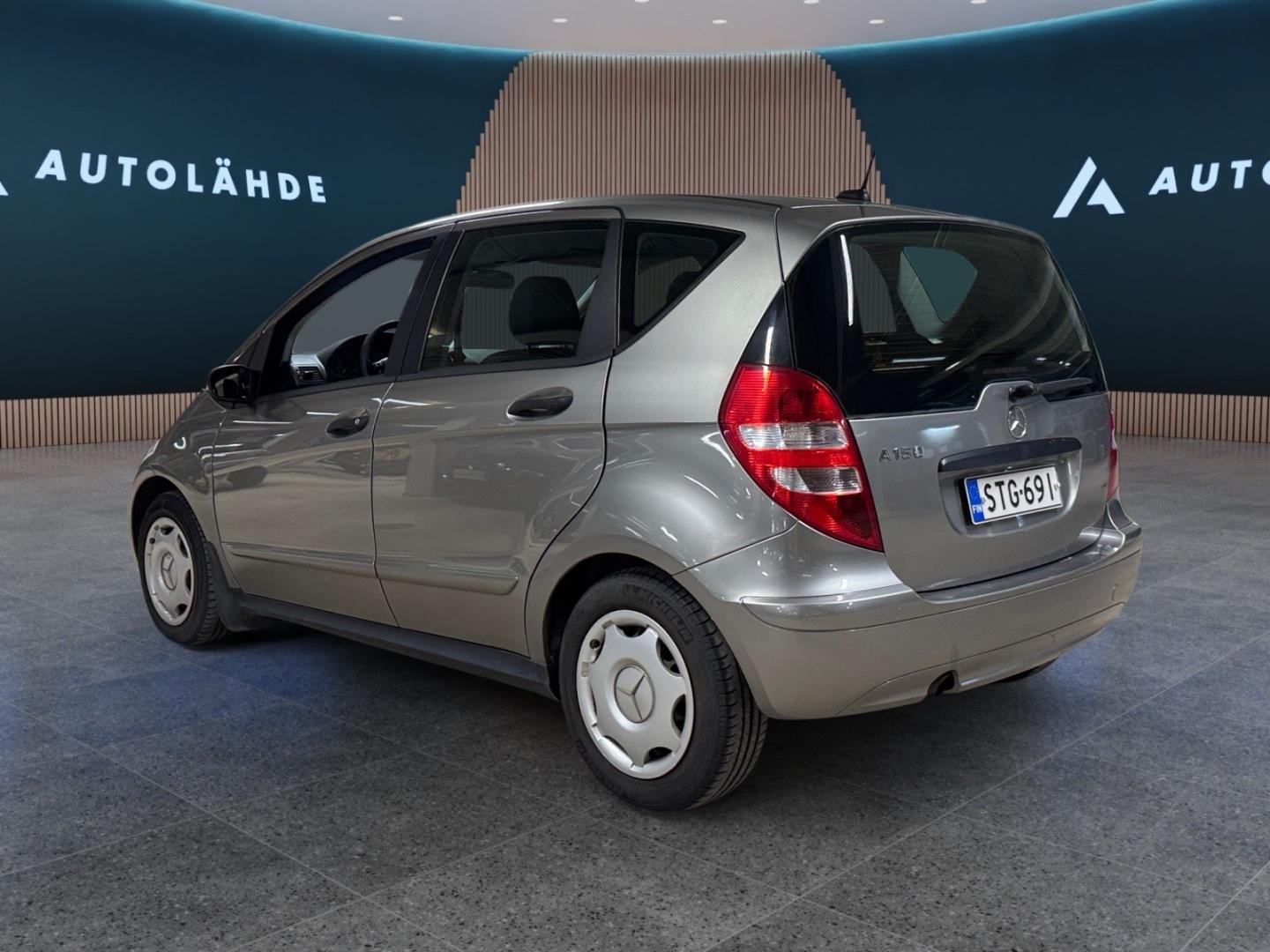 MERCEDES-BENZ A 3