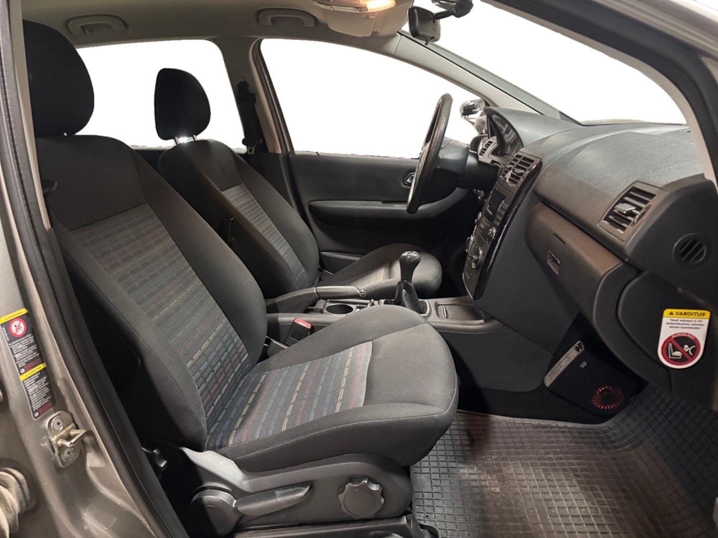 MERCEDES-BENZ A 8