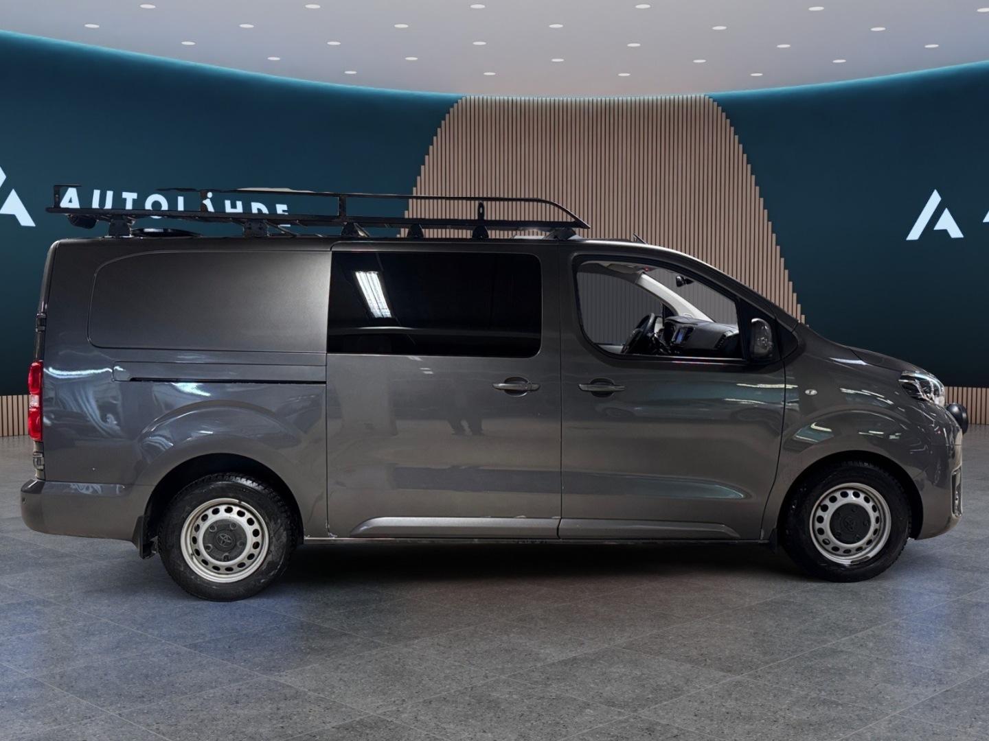 TOYOTA Proace 6