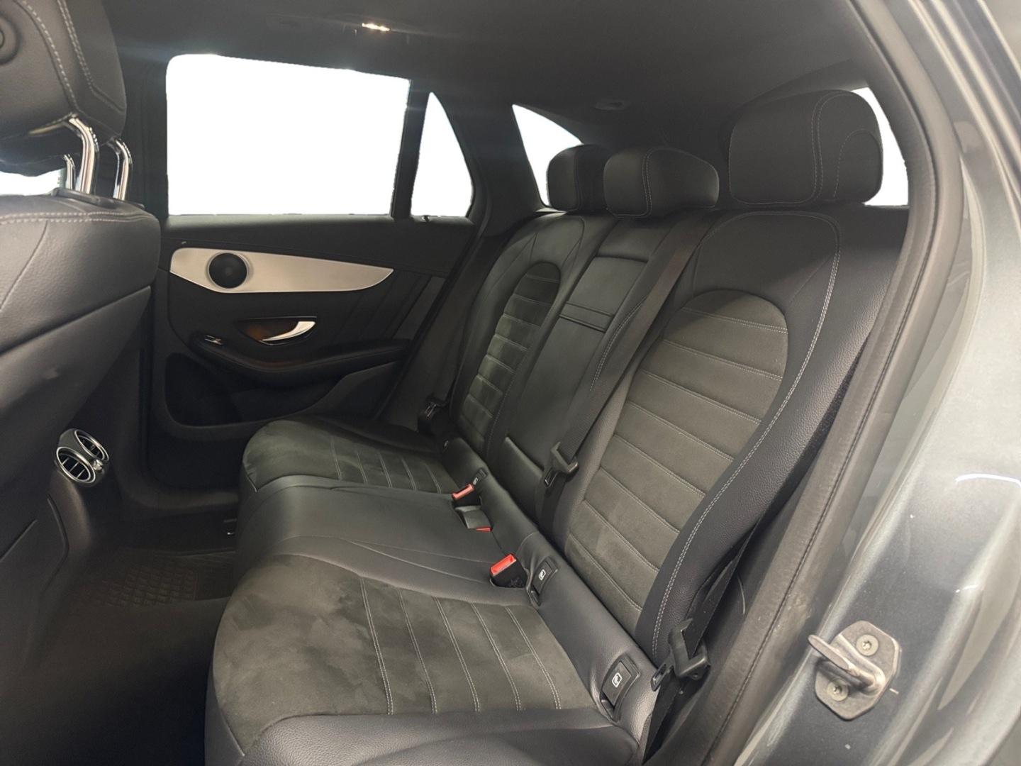 MERCEDES-BENZ GLC 11