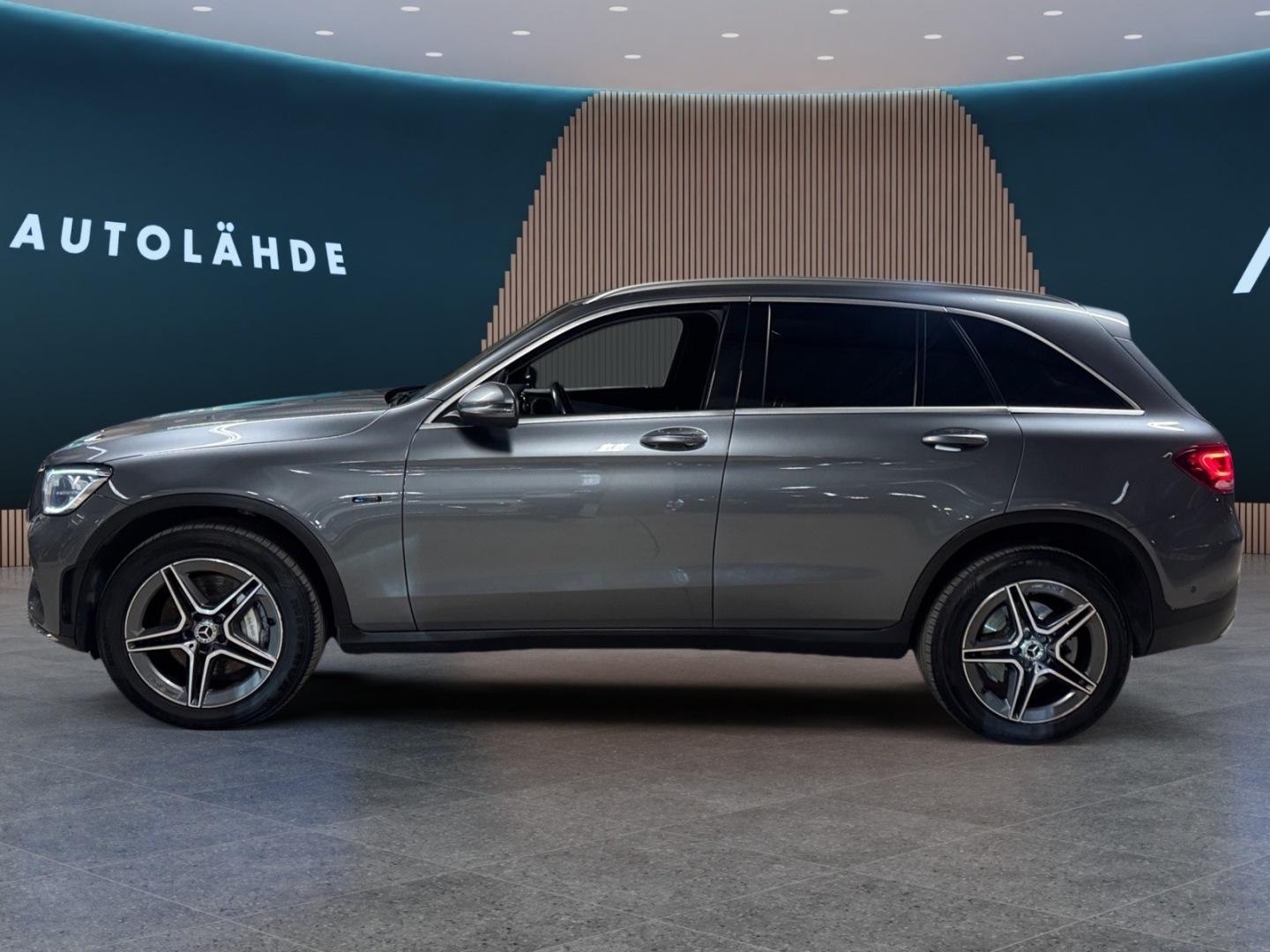 MERCEDES-BENZ GLC 3