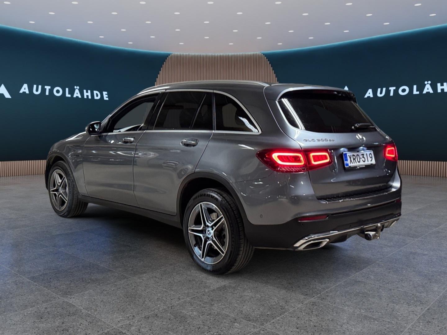 MERCEDES-BENZ GLC 4