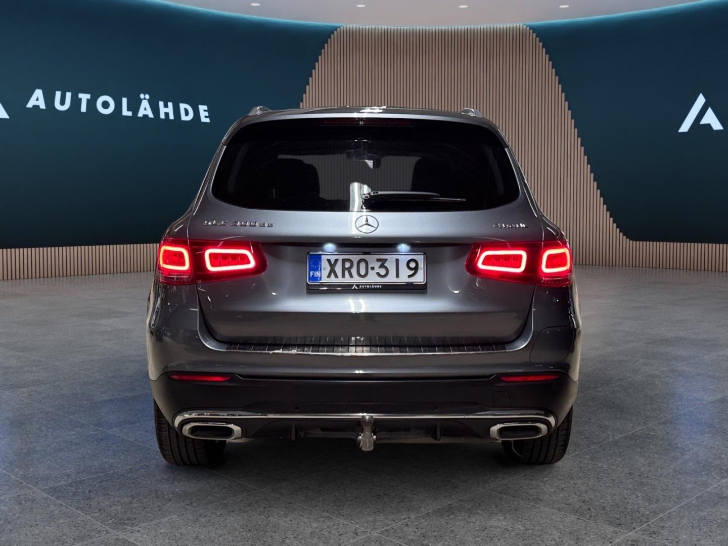 MERCEDES-BENZ GLC 5