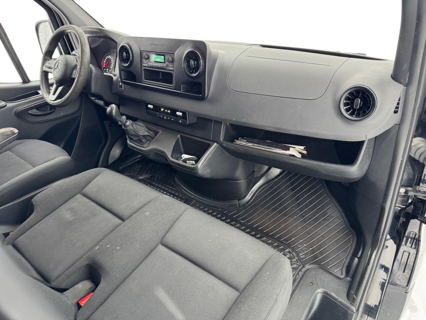 MERCEDES-BENZ Sprinter 11