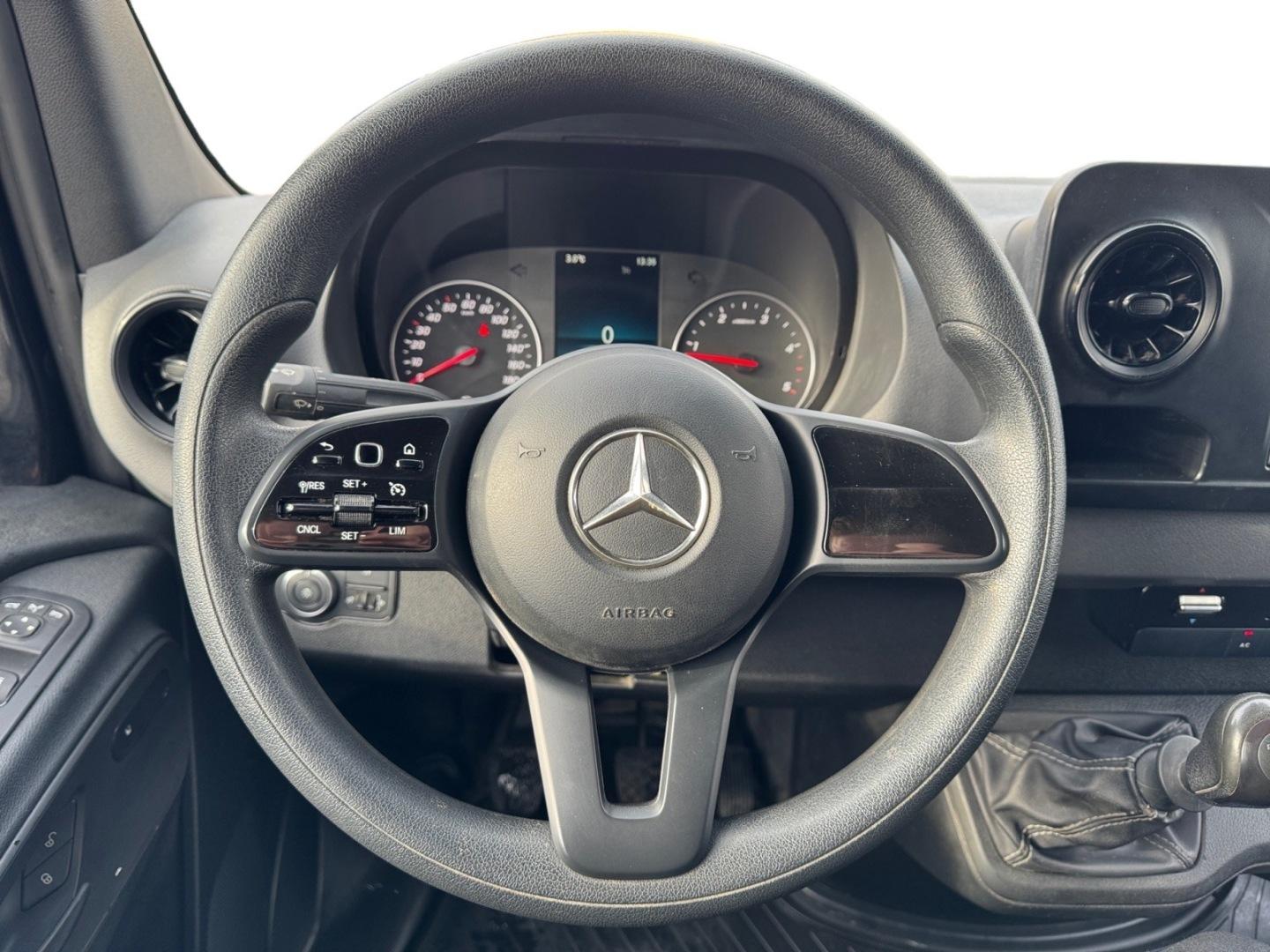 MERCEDES-BENZ Sprinter 12