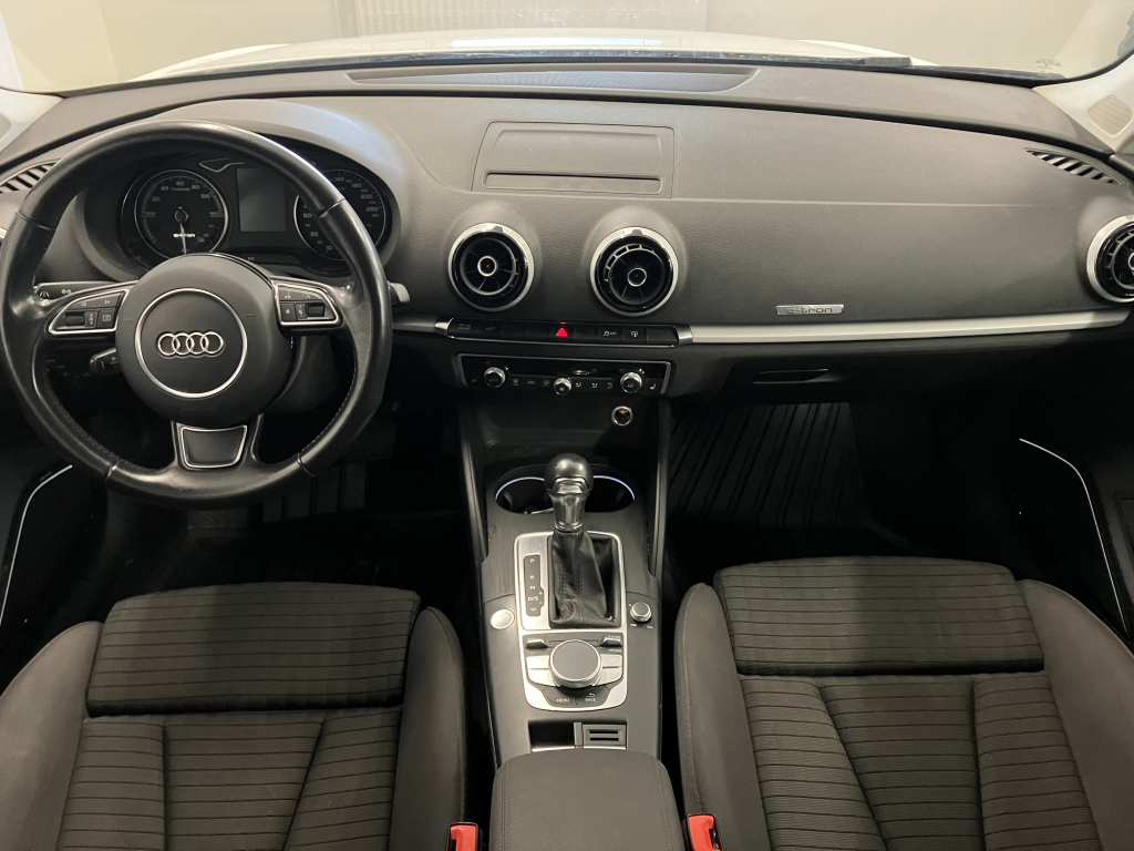 AUDI A3 2016
