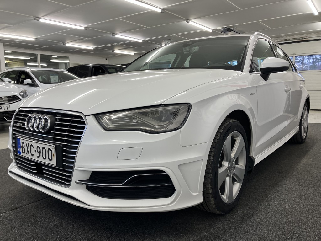 AUDI A3 2016