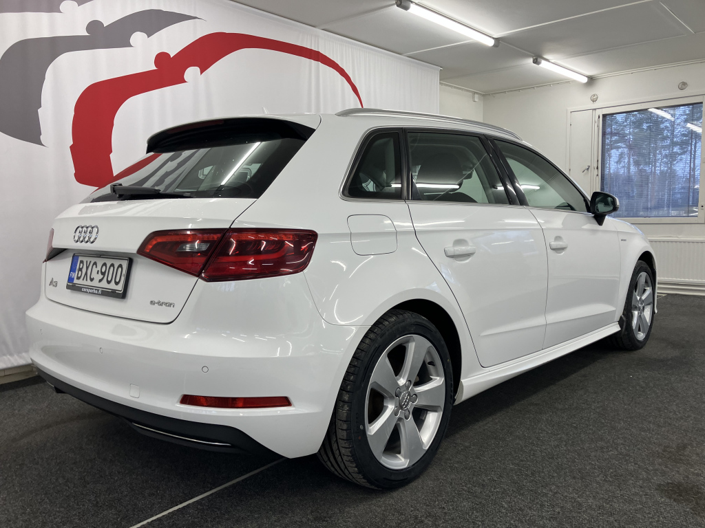 AUDI A3 2016