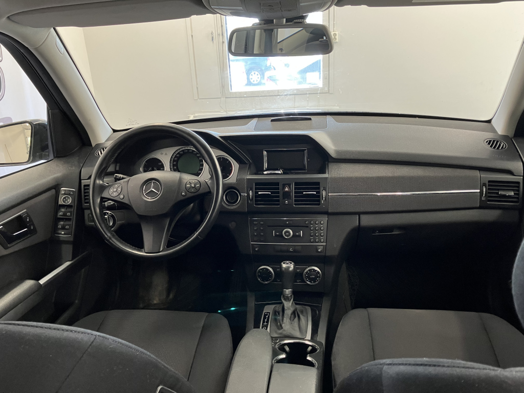 MERCEDES-BENZ GLK 2011