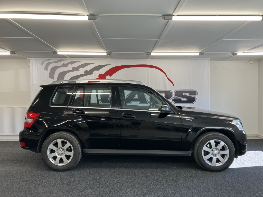 MERCEDES-BENZ GLK 2011