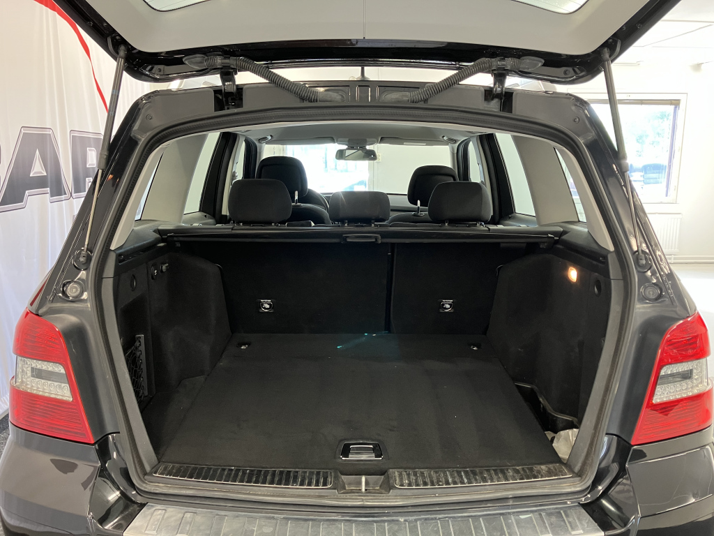 MERCEDES-BENZ GLK 2011