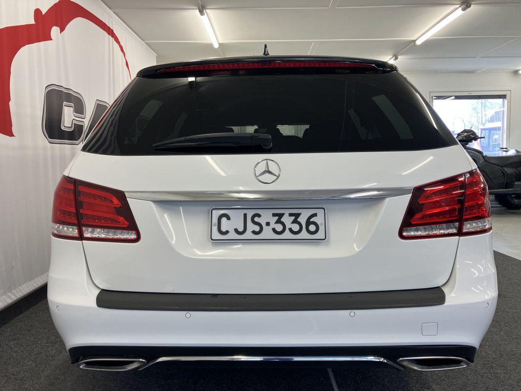 MERCEDES-BENZ E 2015