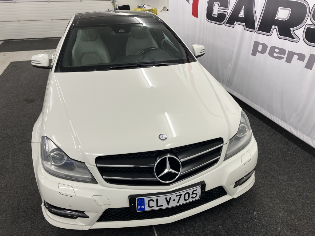 MERCEDES-BENZ C 2012